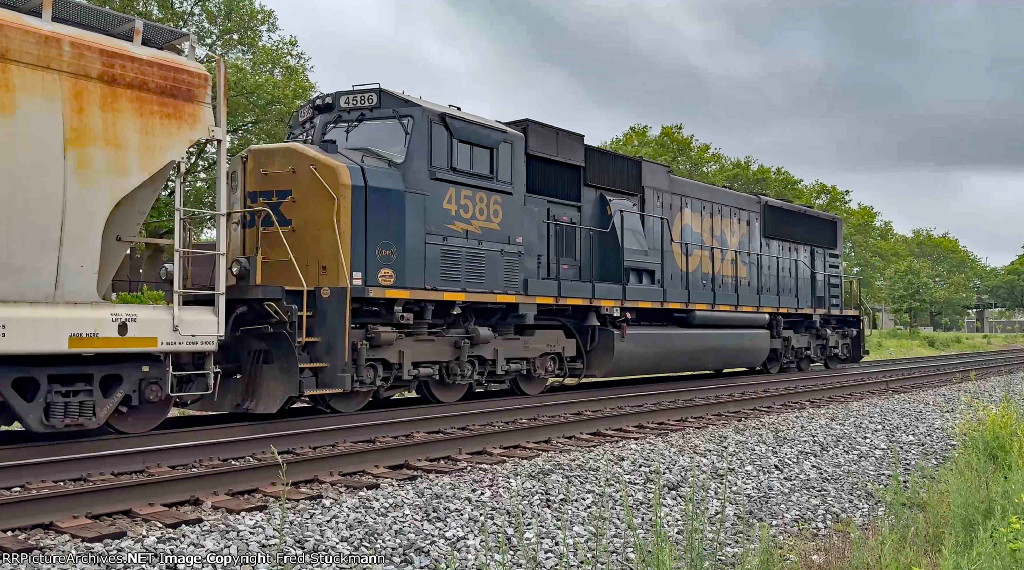 CSX 4586 is the RDPU.